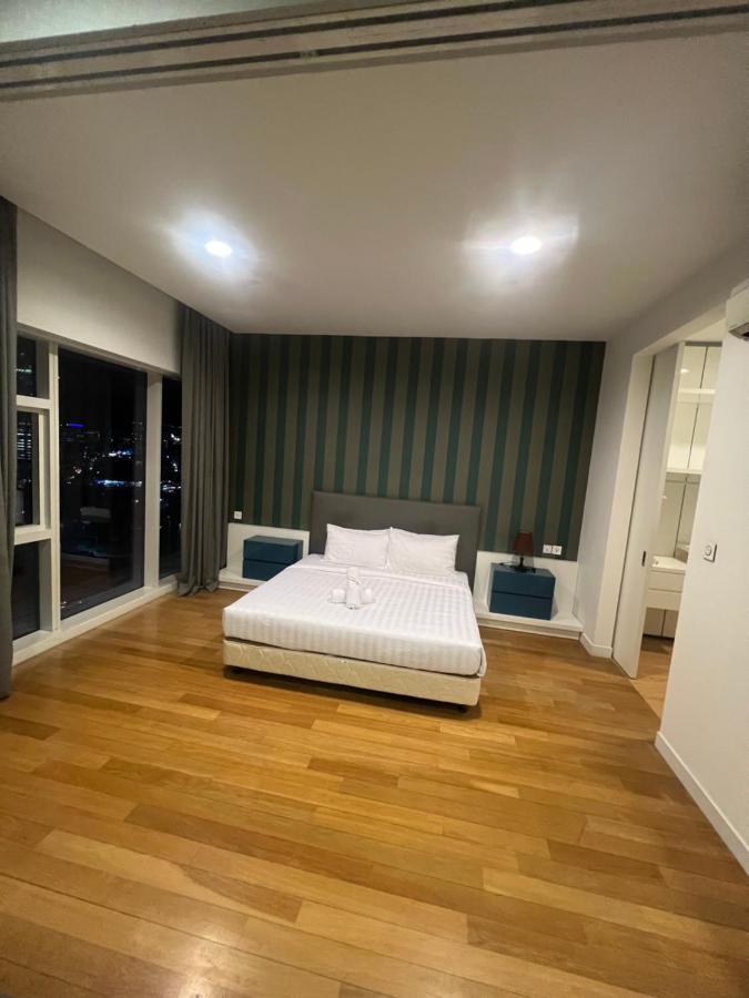 Platinum Klcc Pool View Apartment Куала Лумпур Екстериор снимка