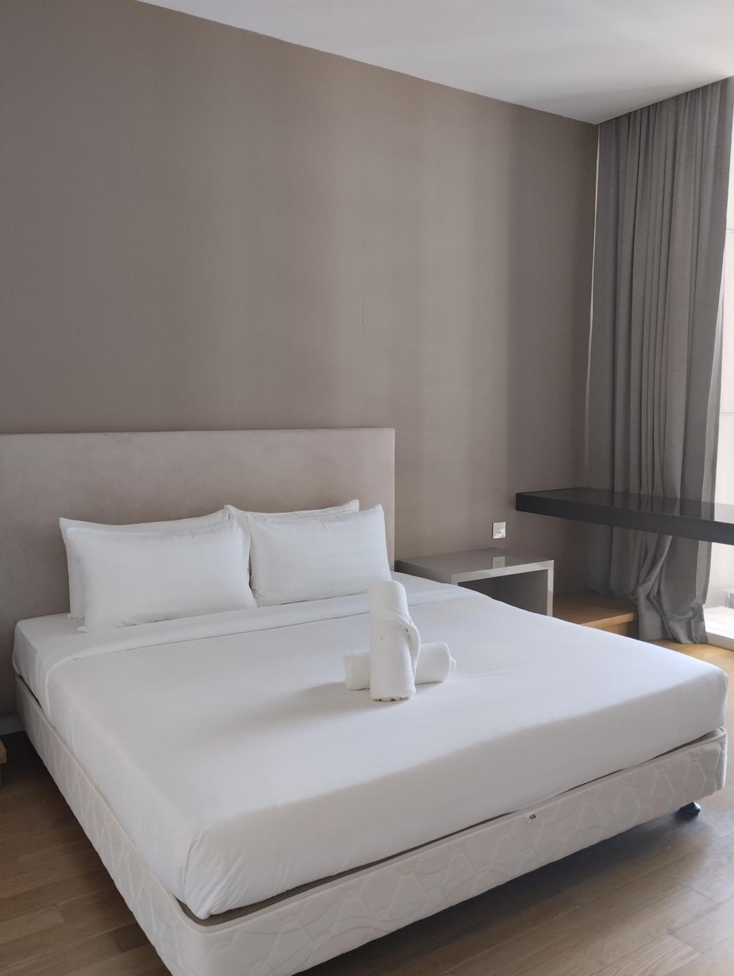 Platinum Klcc Pool View Apartment Куала Лумпур Екстериор снимка